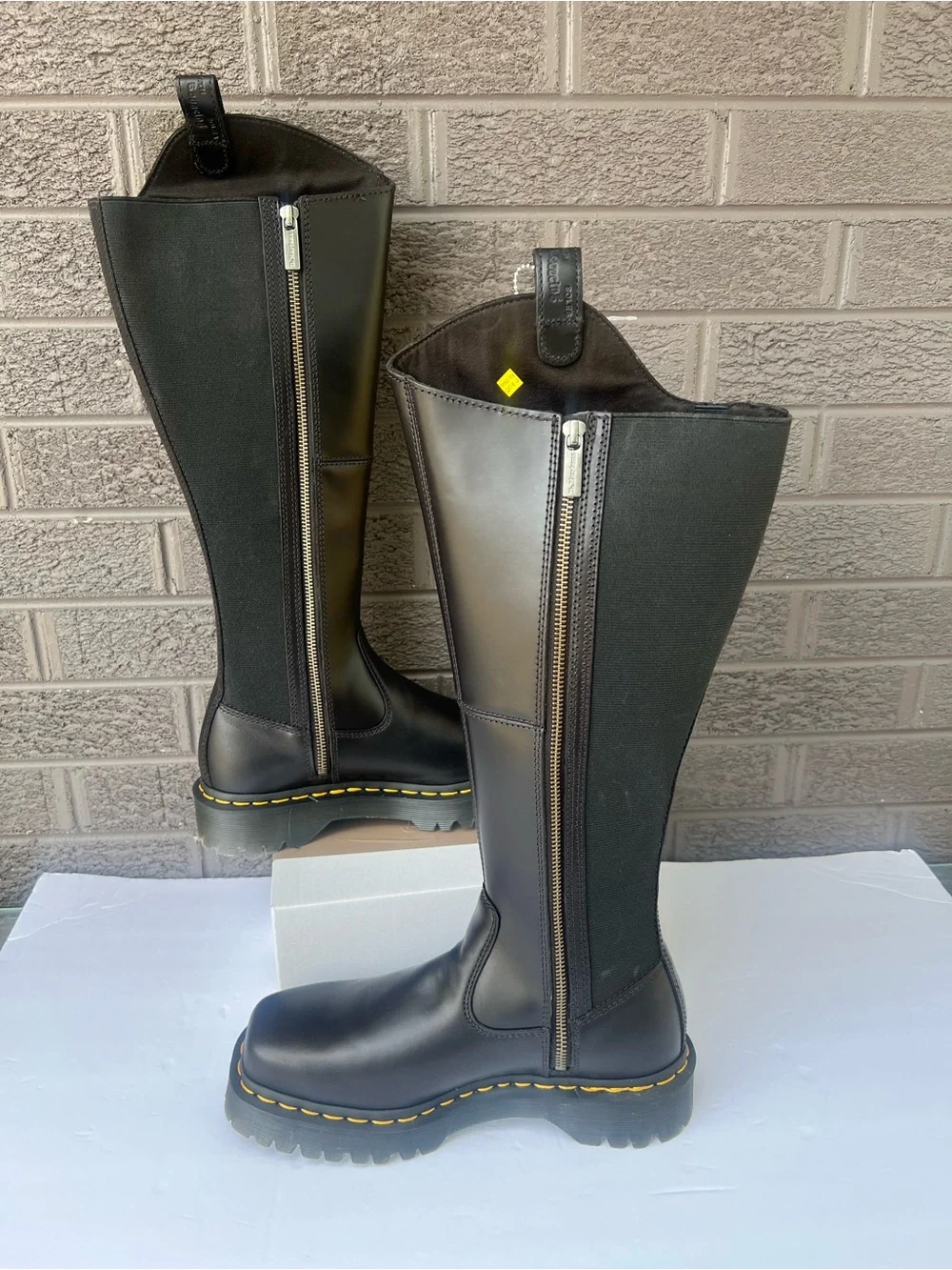 Dr. Martens Amaayah Black Knee high Leather Boots New Sz 8 Women